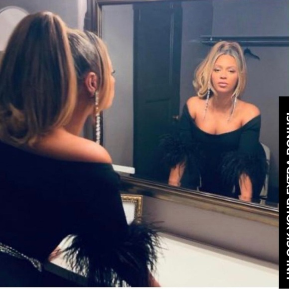 Soft and beautiful. 12 inch clip in ponytail. Black. - Picture 2 of 3